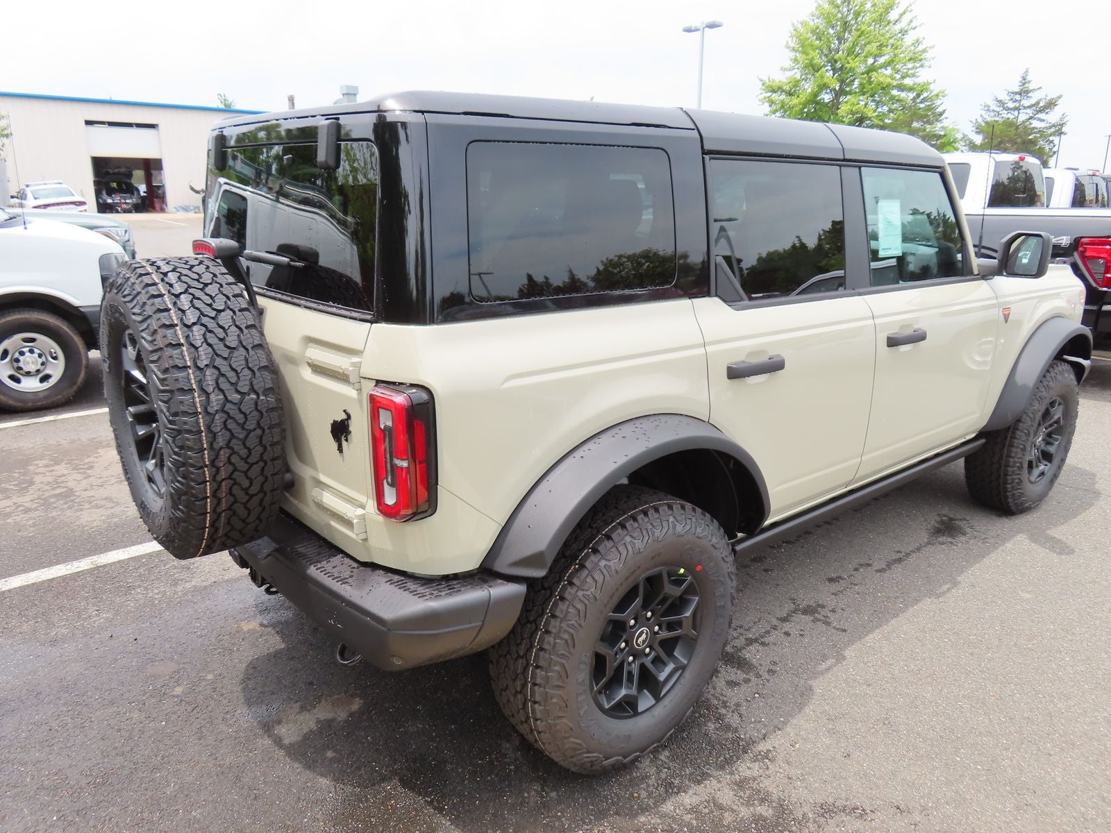 2026 Ford Bronco Badlands 332A