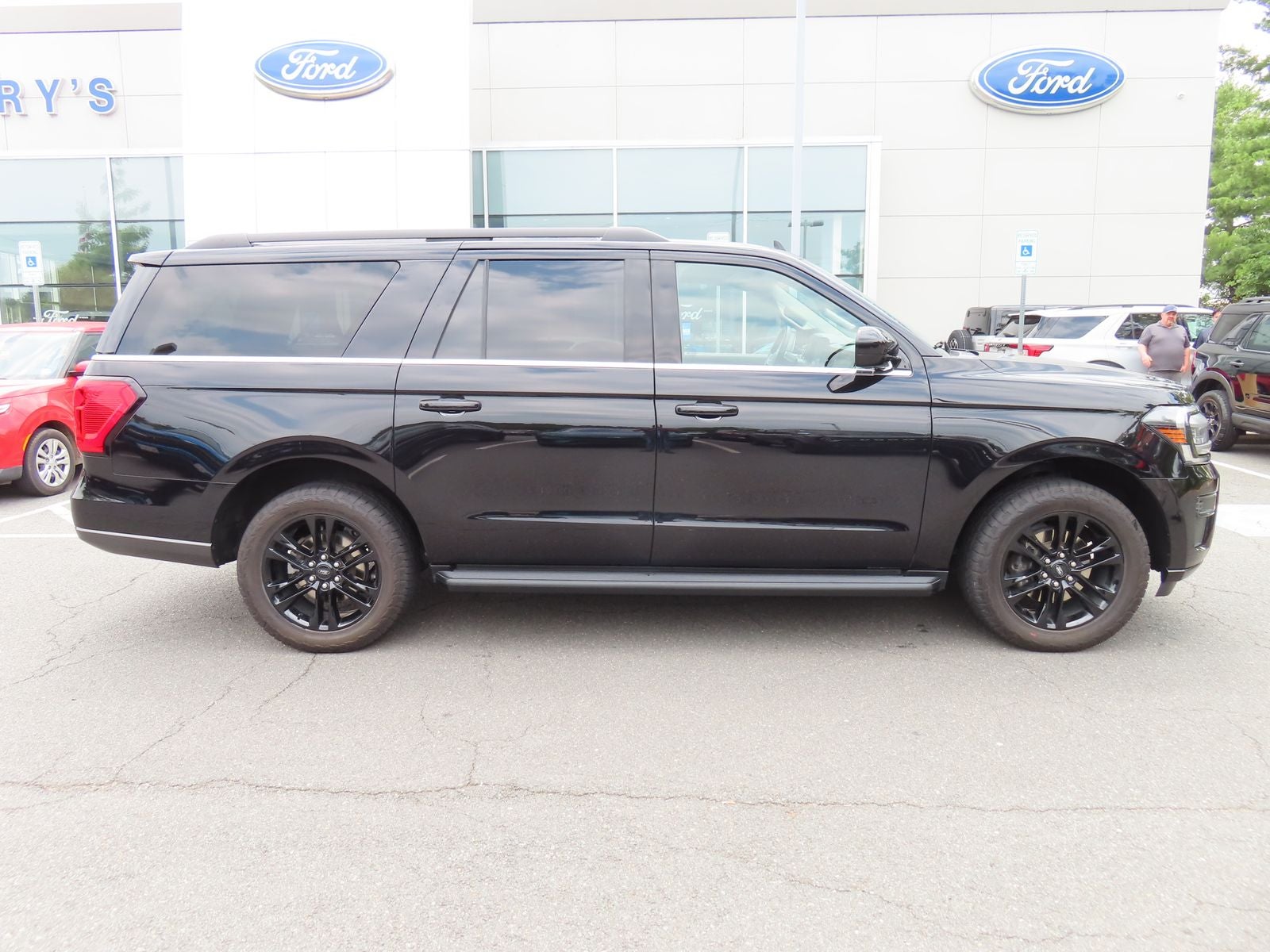 2024 Ford Expedition Max XLT
