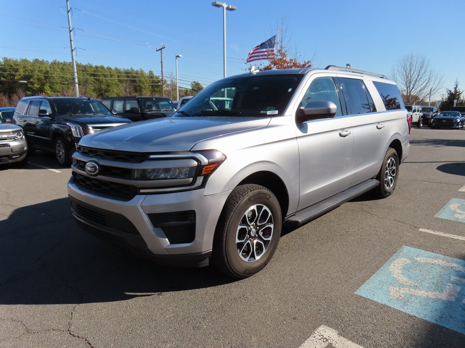 2024 Ford Expedition Max XLT