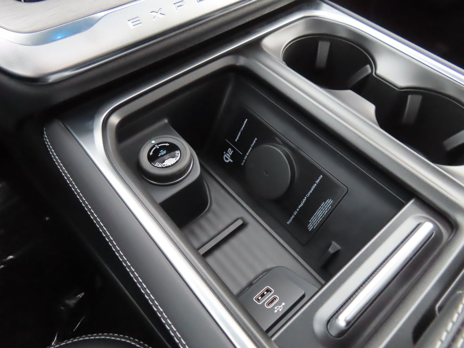 2027 Ford Expedition Max Platinum 800A