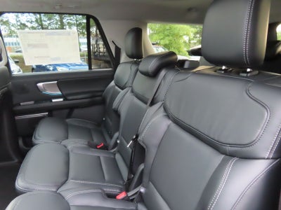 2027 Ford Expedition Max Platinum 800A