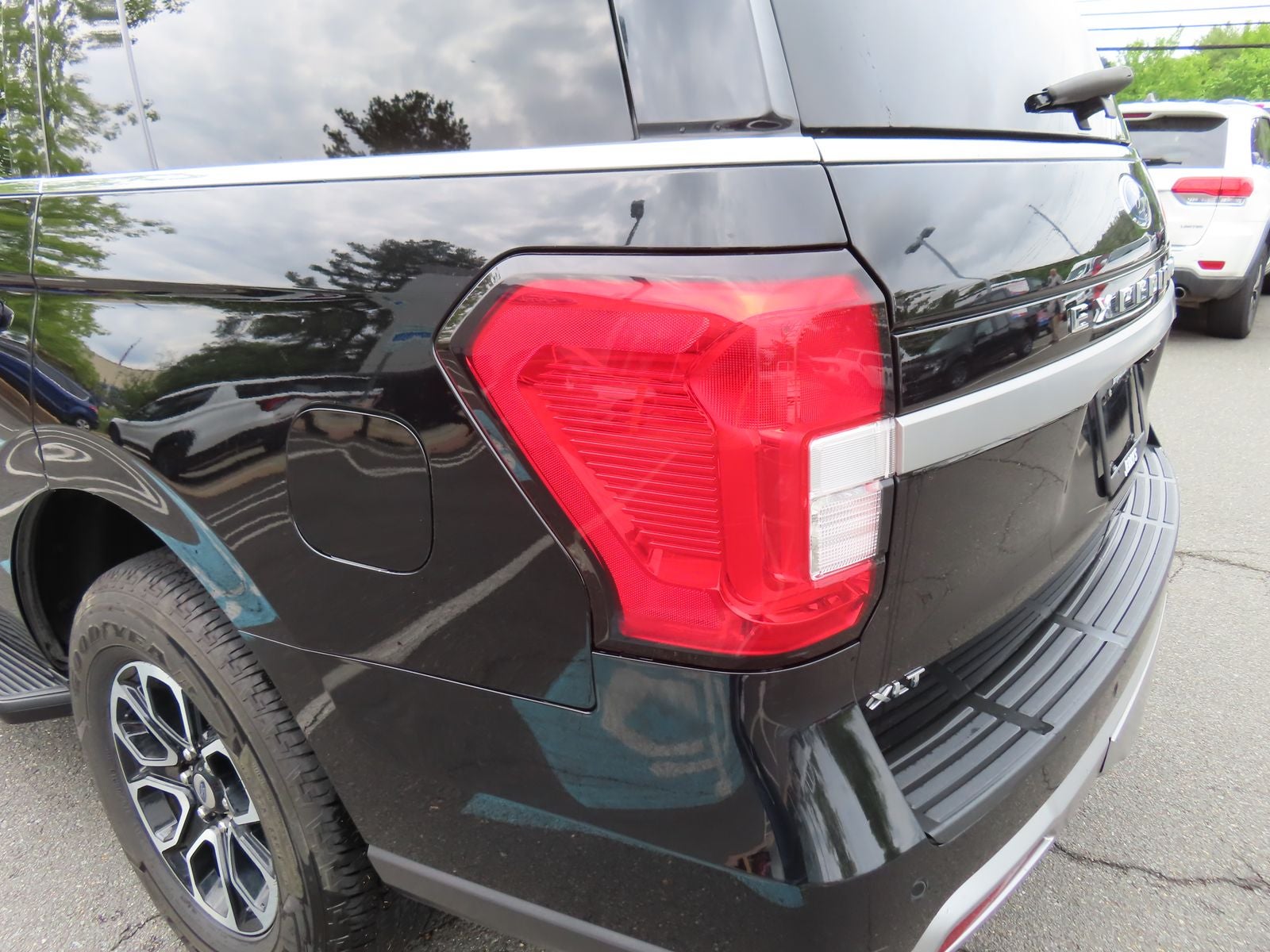 2024 Ford Expedition XLT