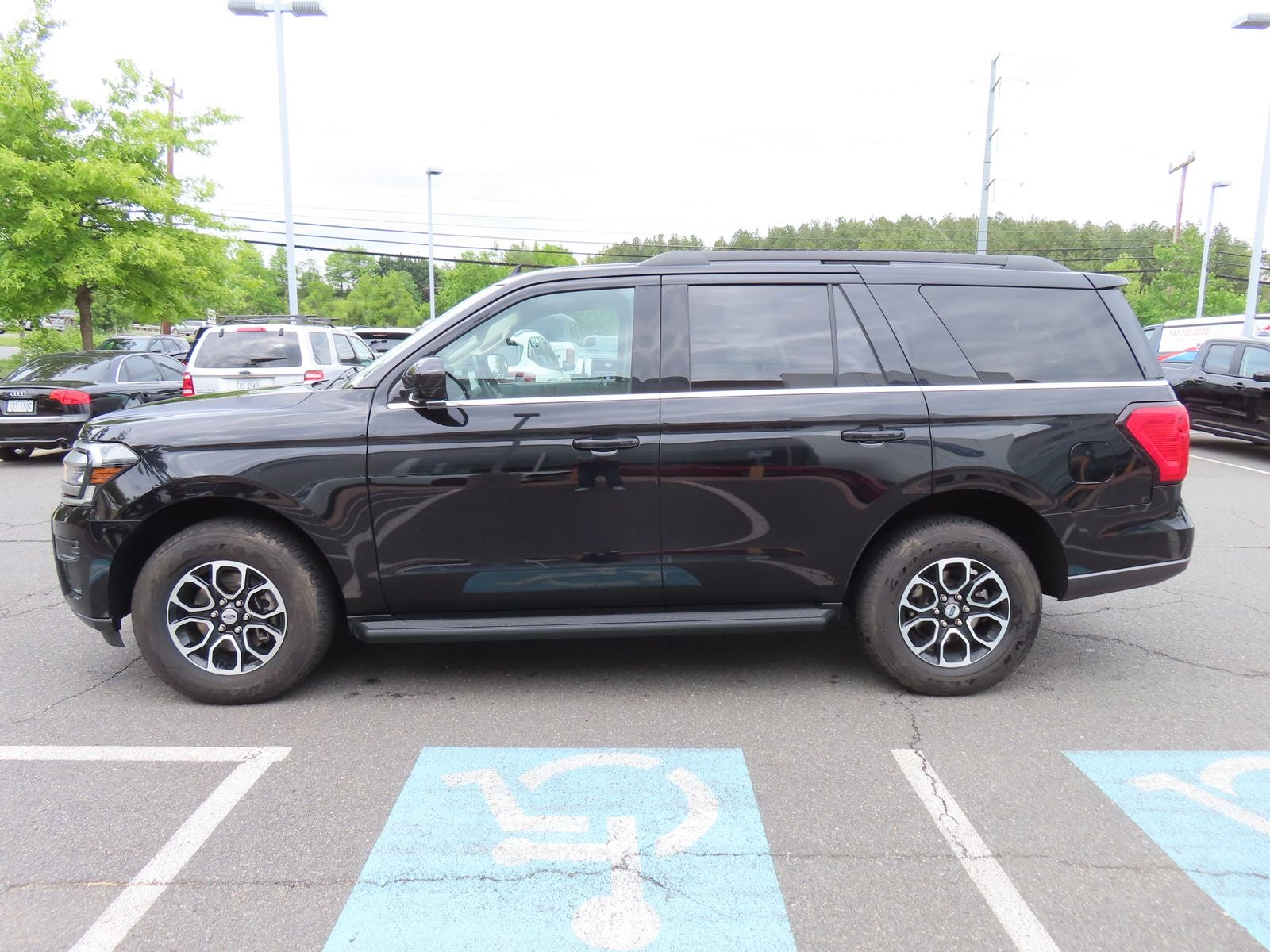 2024 Ford Expedition XLT