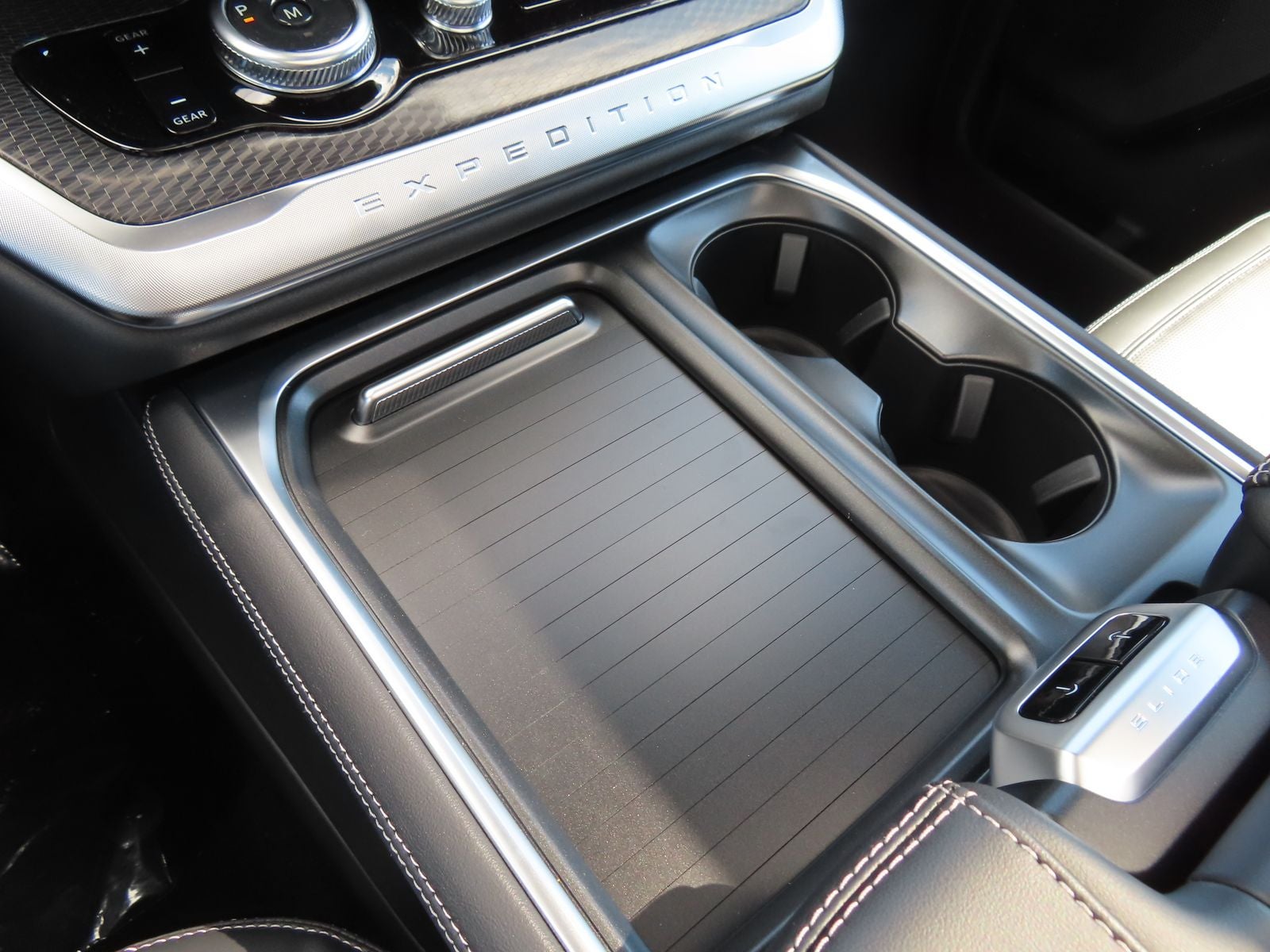 2026 Ford Expedition Platinum 600A