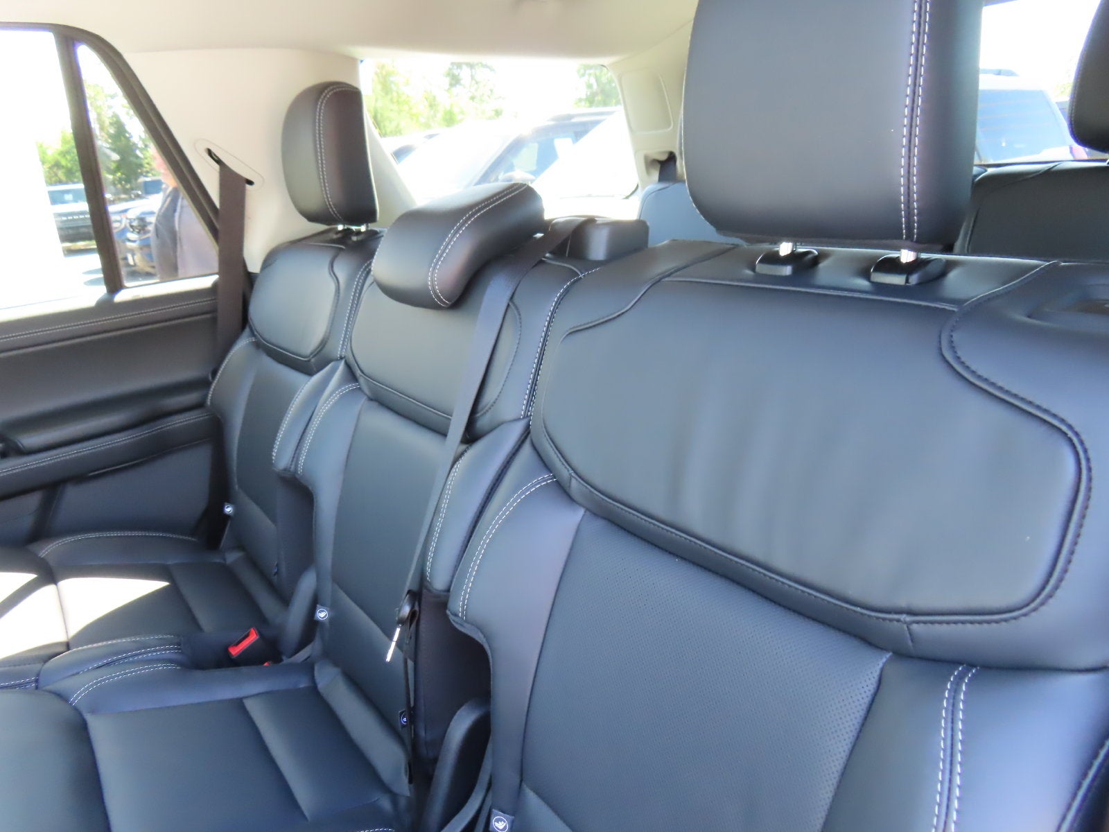 2027 Ford Expedition Platinum 600A