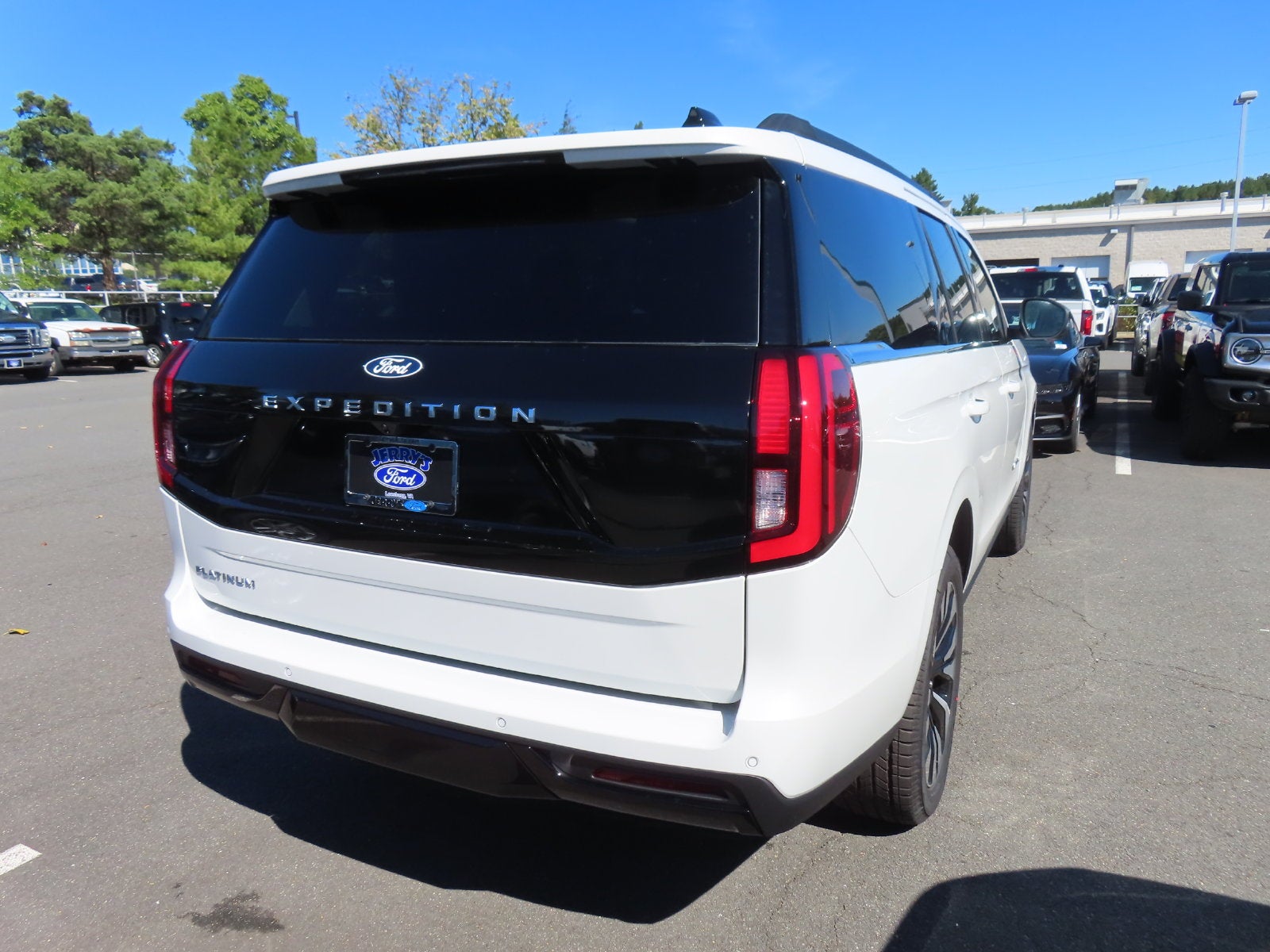 2027 Ford Expedition Platinum 600A