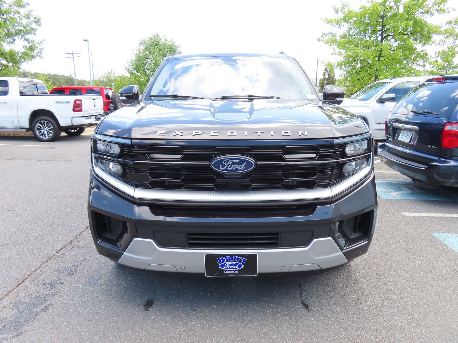 2025 Ford Expedition Platinum