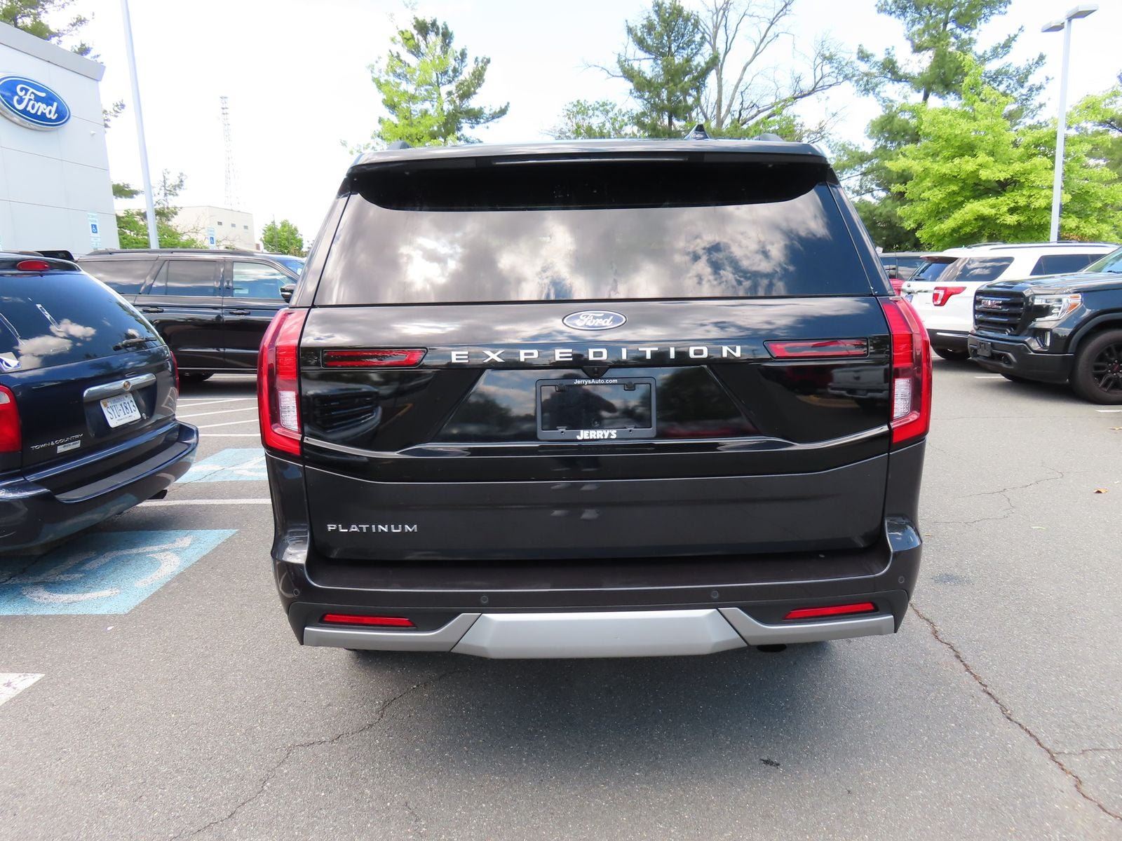 2025 Ford Expedition Platinum