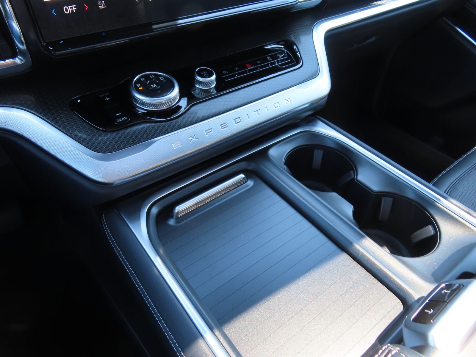 2026 Ford Expedition Platinum 600A