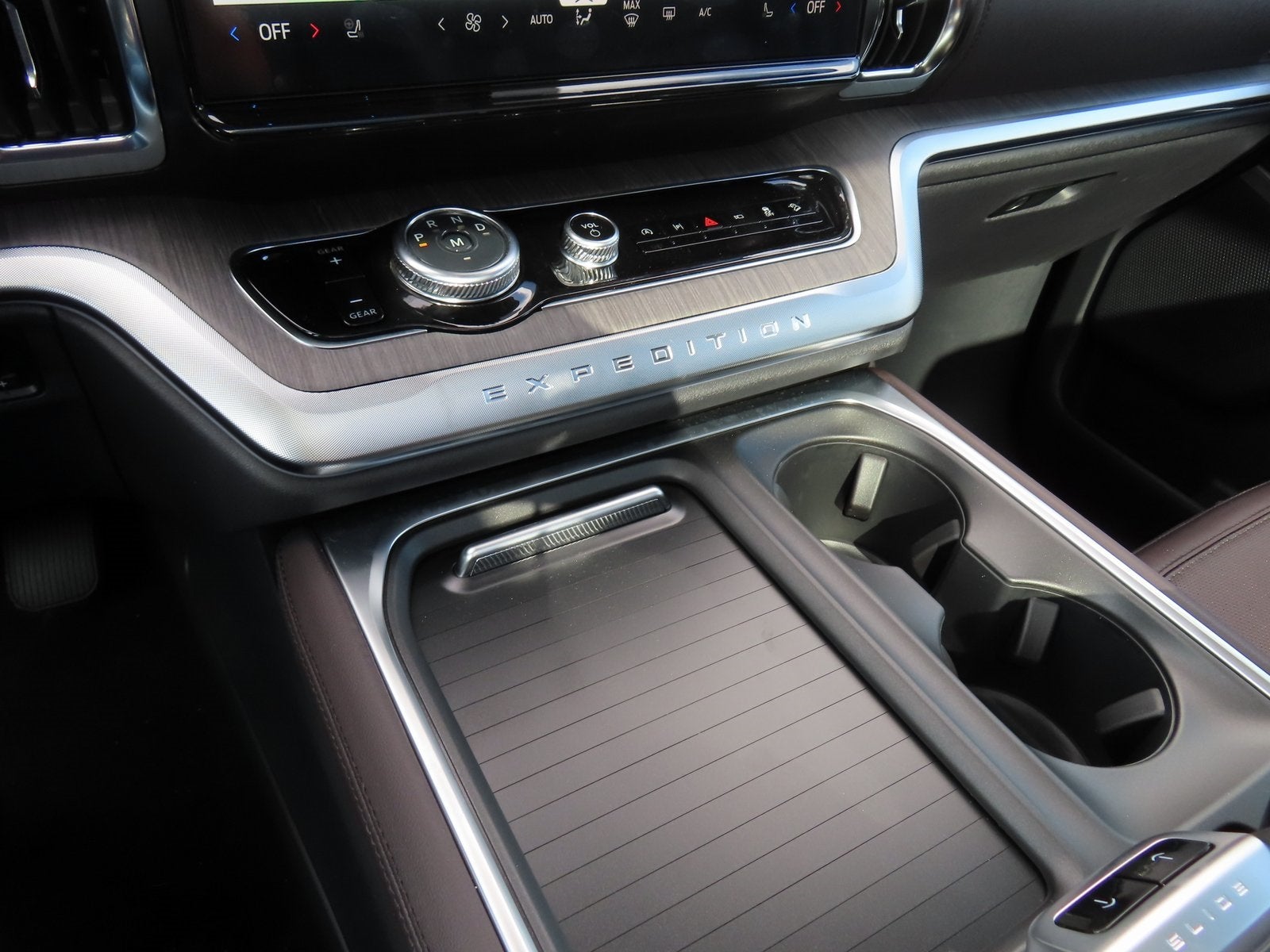 2025 Ford Expedition Platinum 600A