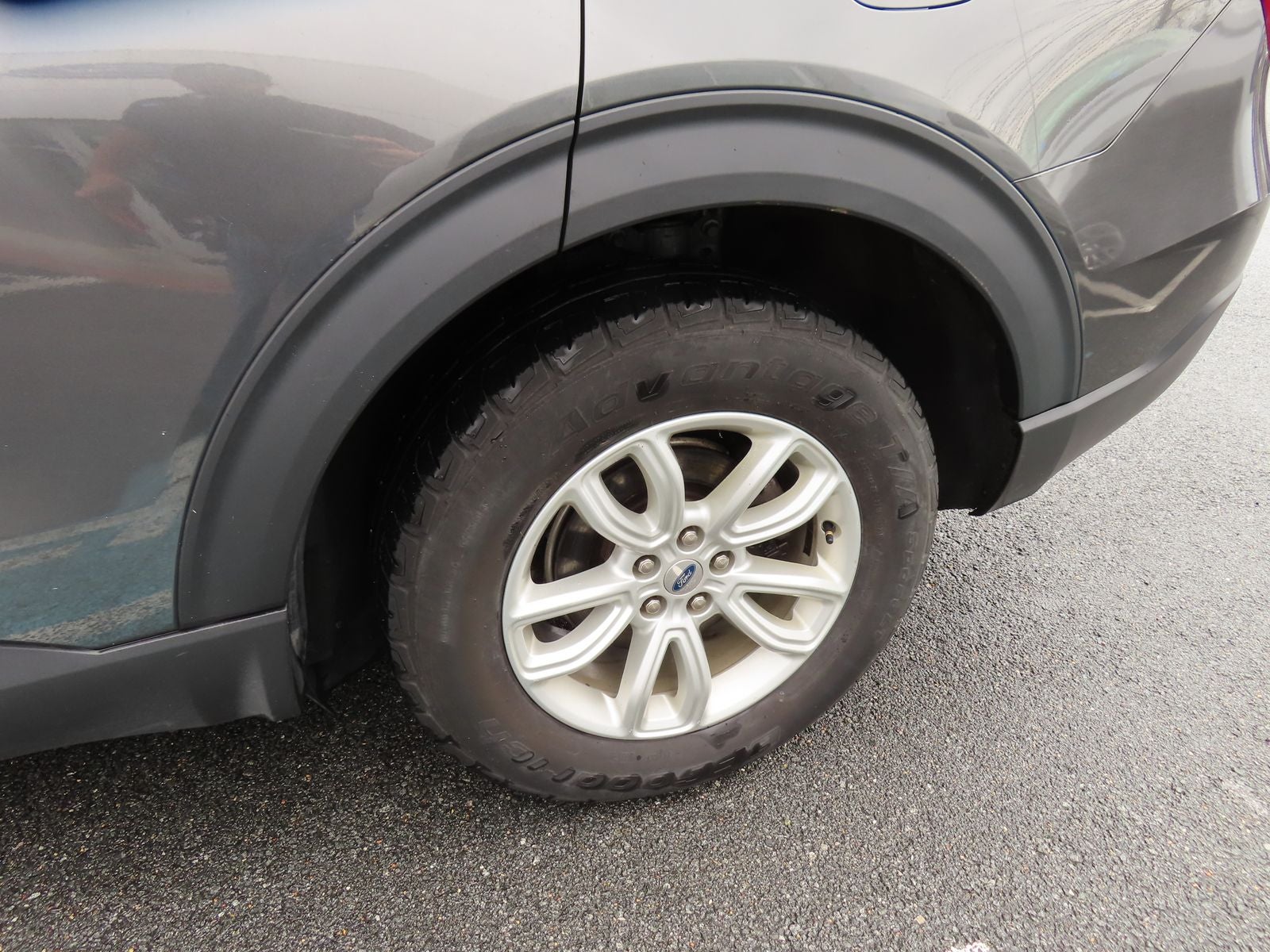 2020 Ford Explorer Base