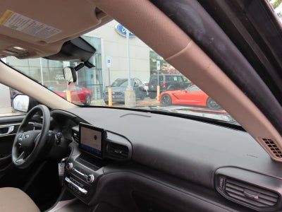 2020 Ford Explorer Base