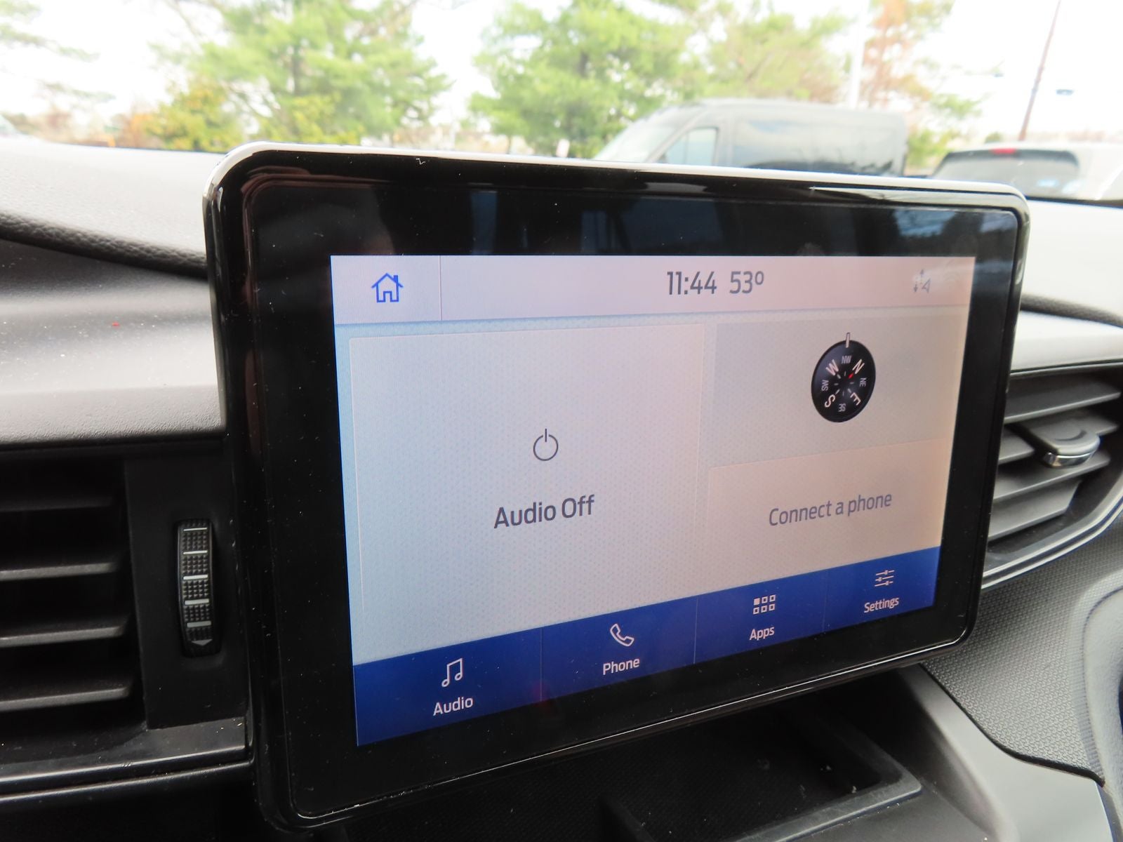 2020 Ford Explorer Base