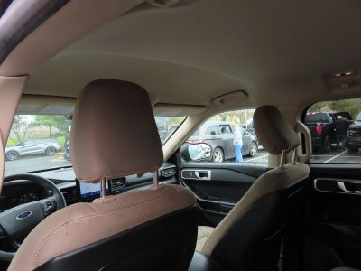 2020 Ford Explorer Base