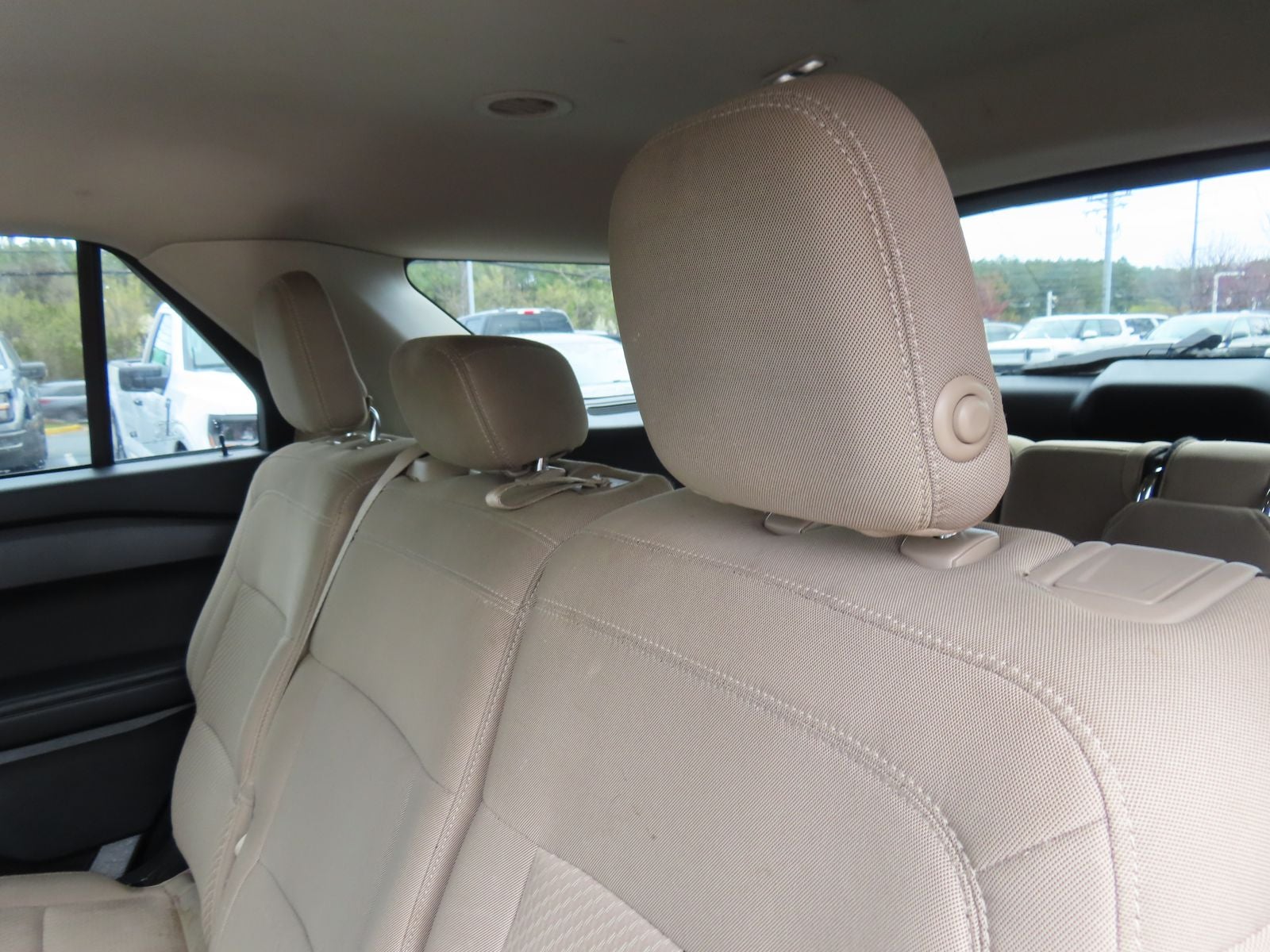 2020 Ford Explorer Base