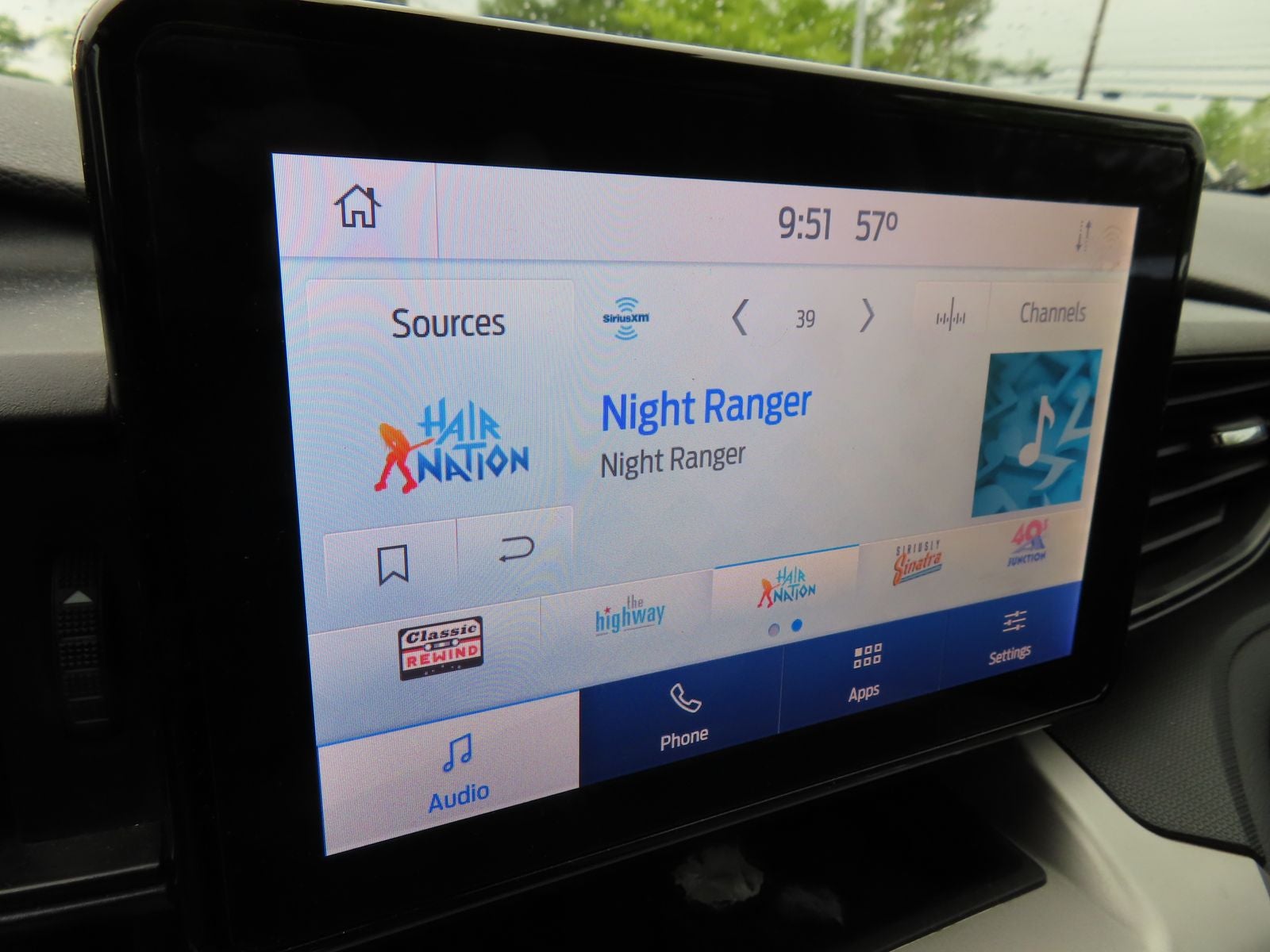 2021 Ford Explorer Base