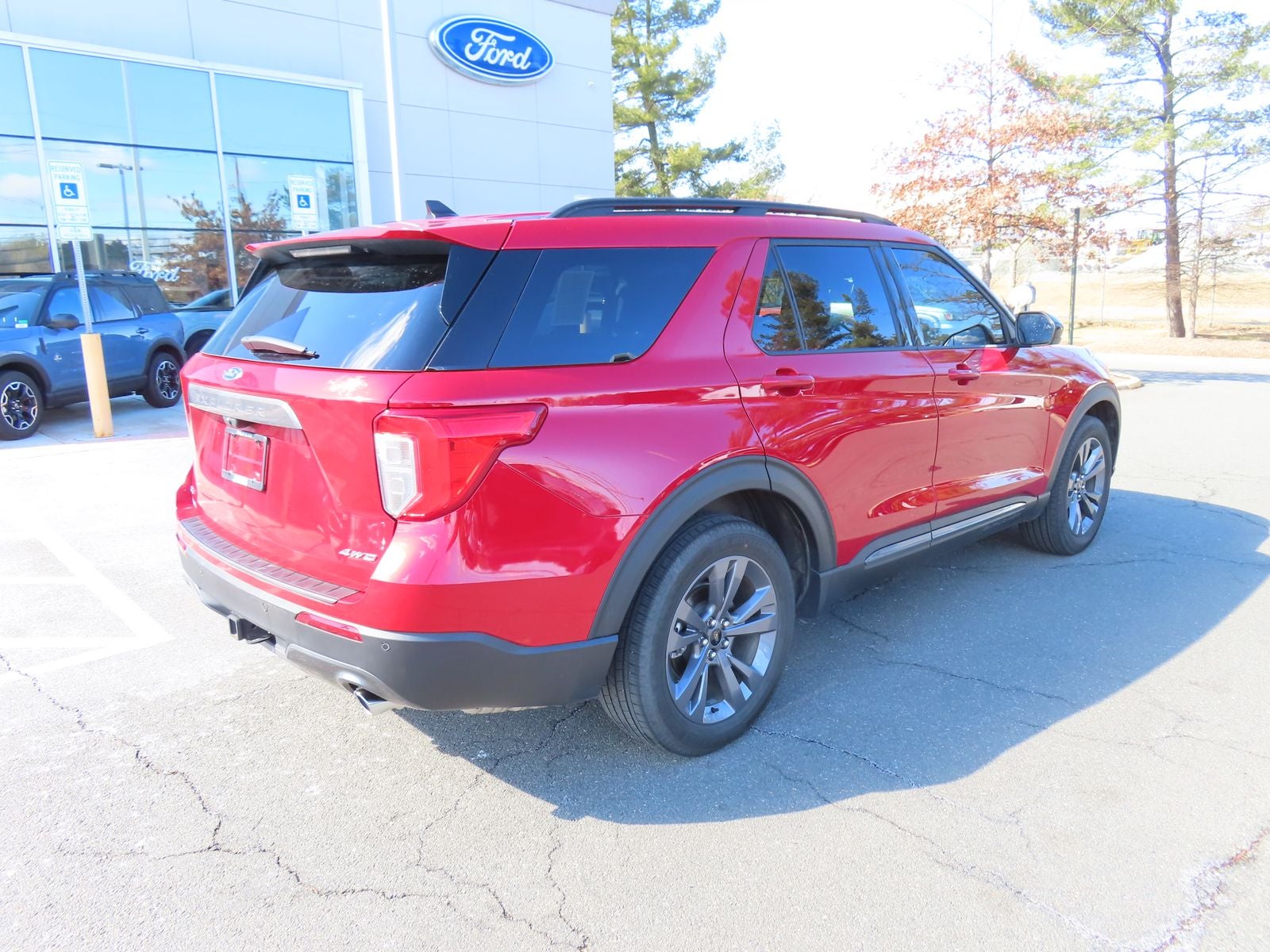 2024 Ford Explorer XLT