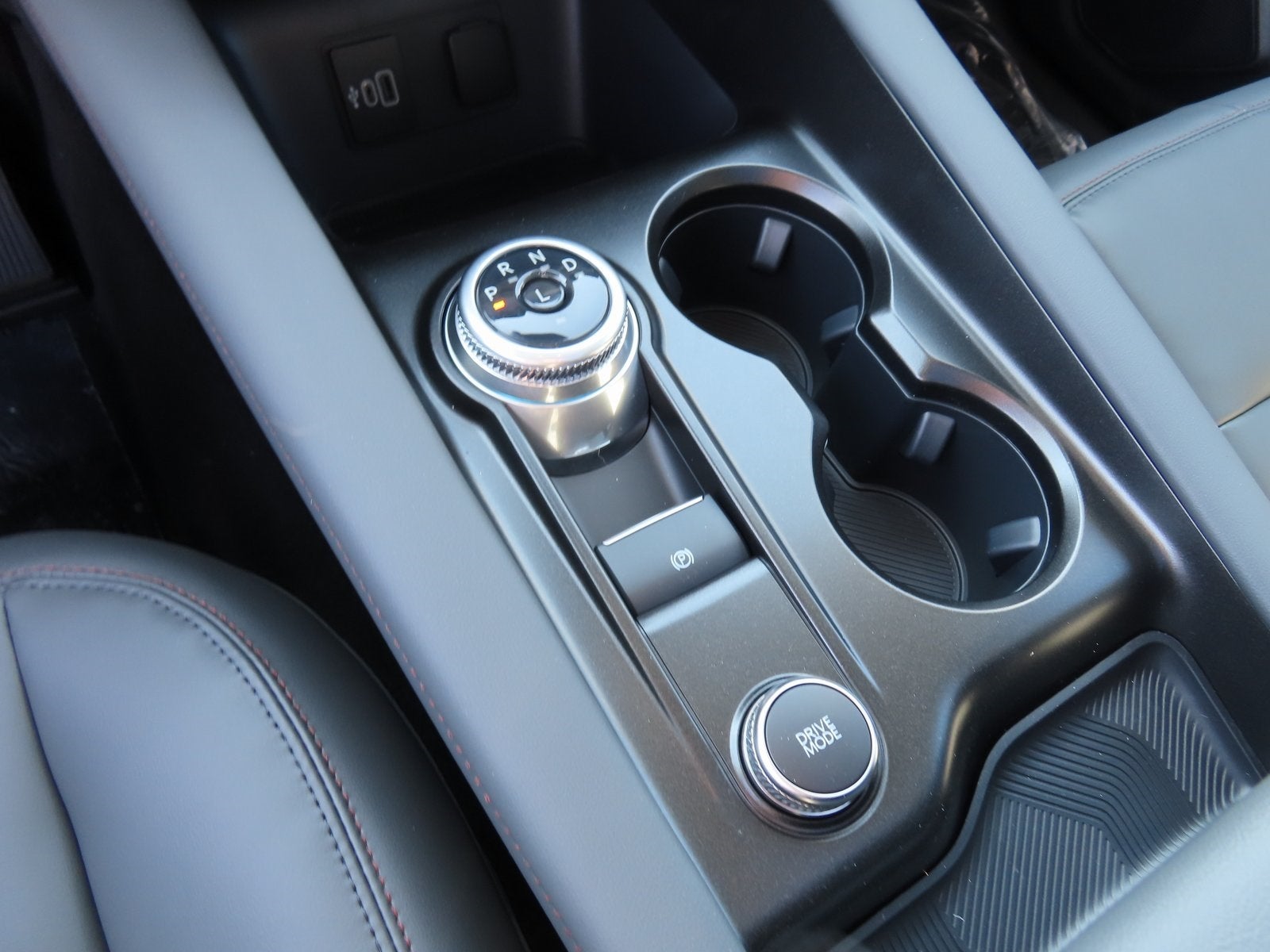 2026 Ford Explorer Active 200A