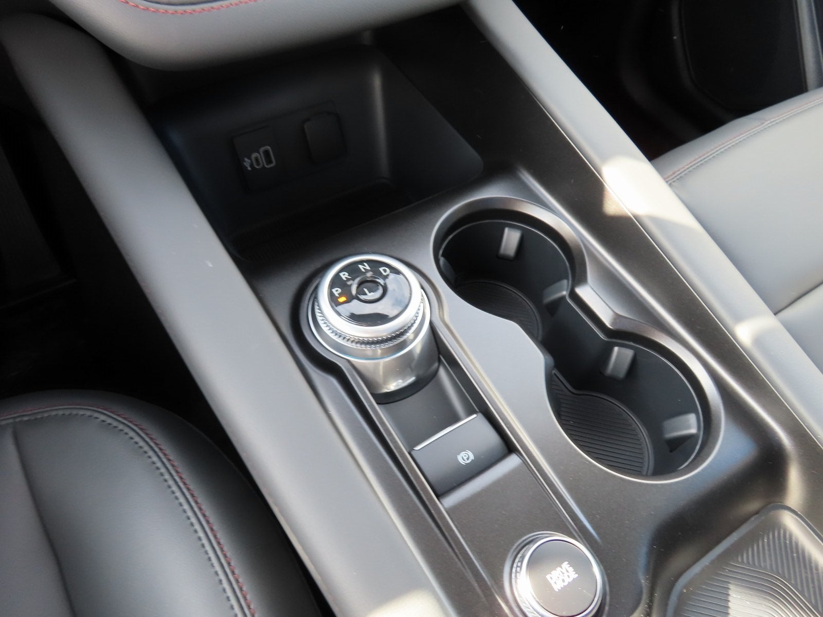 2026 Ford Explorer Active 200A