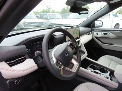 2027 Ford Explorer Active 200A