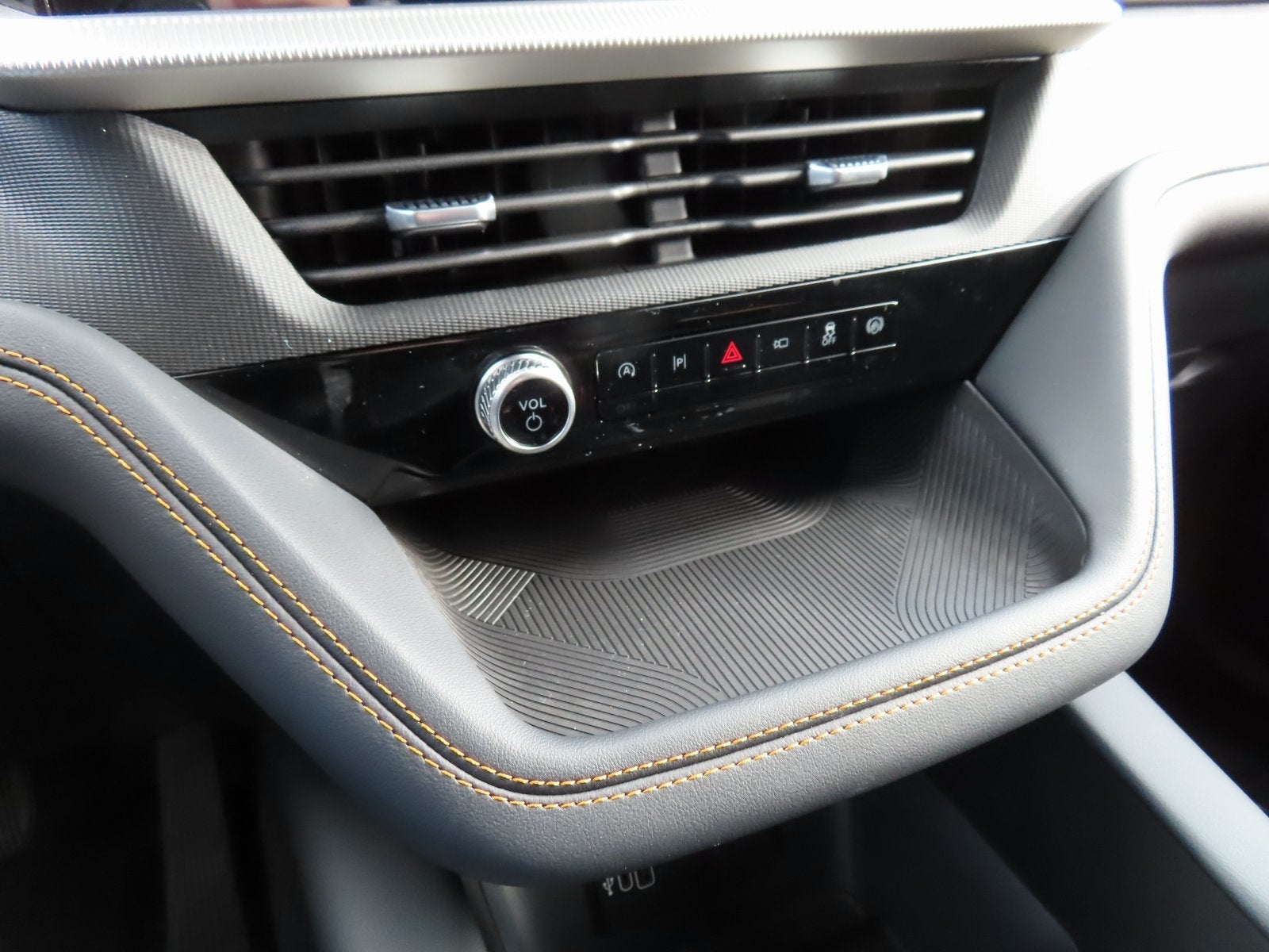 2026 Ford Explorer TREMOR 800A