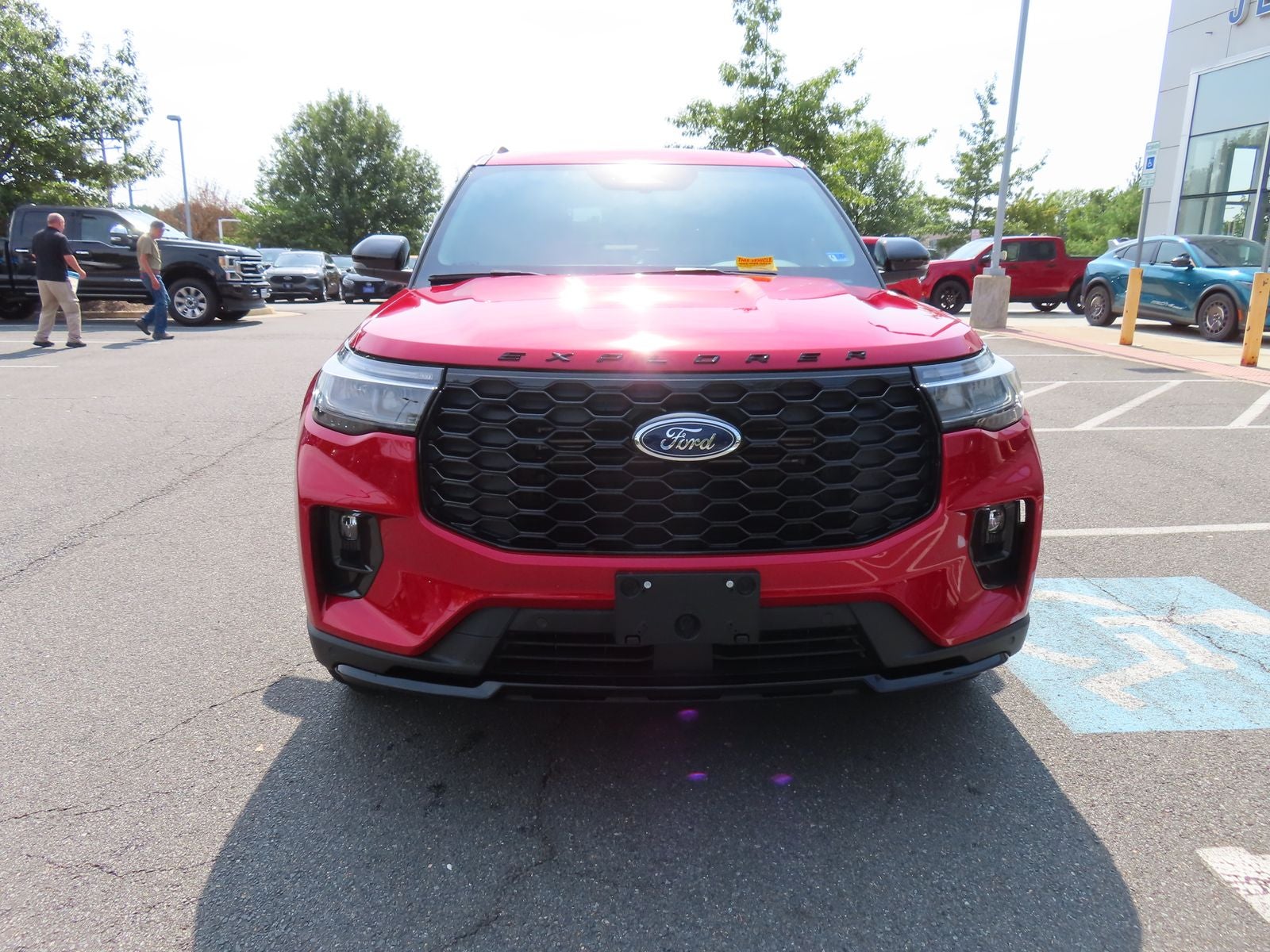 2025 Ford Explorer ST-Line