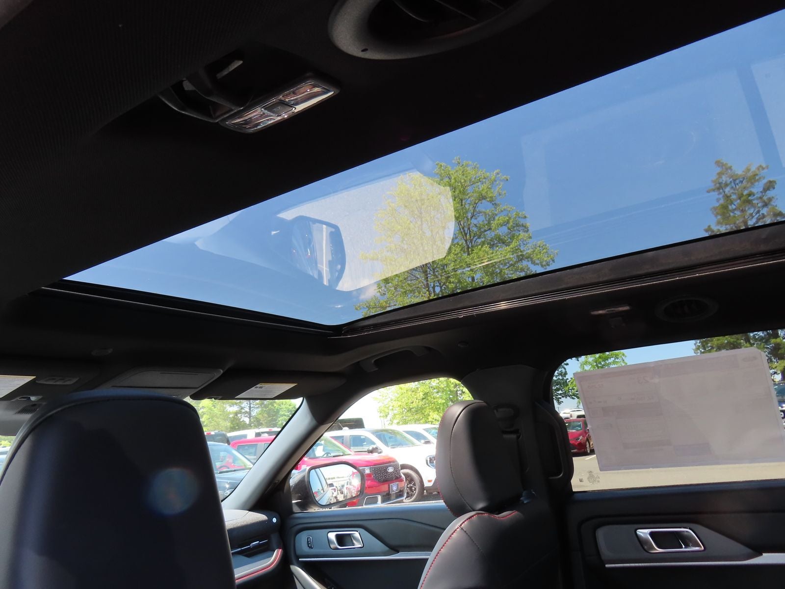 2026 Ford Explorer ST-Line 300A