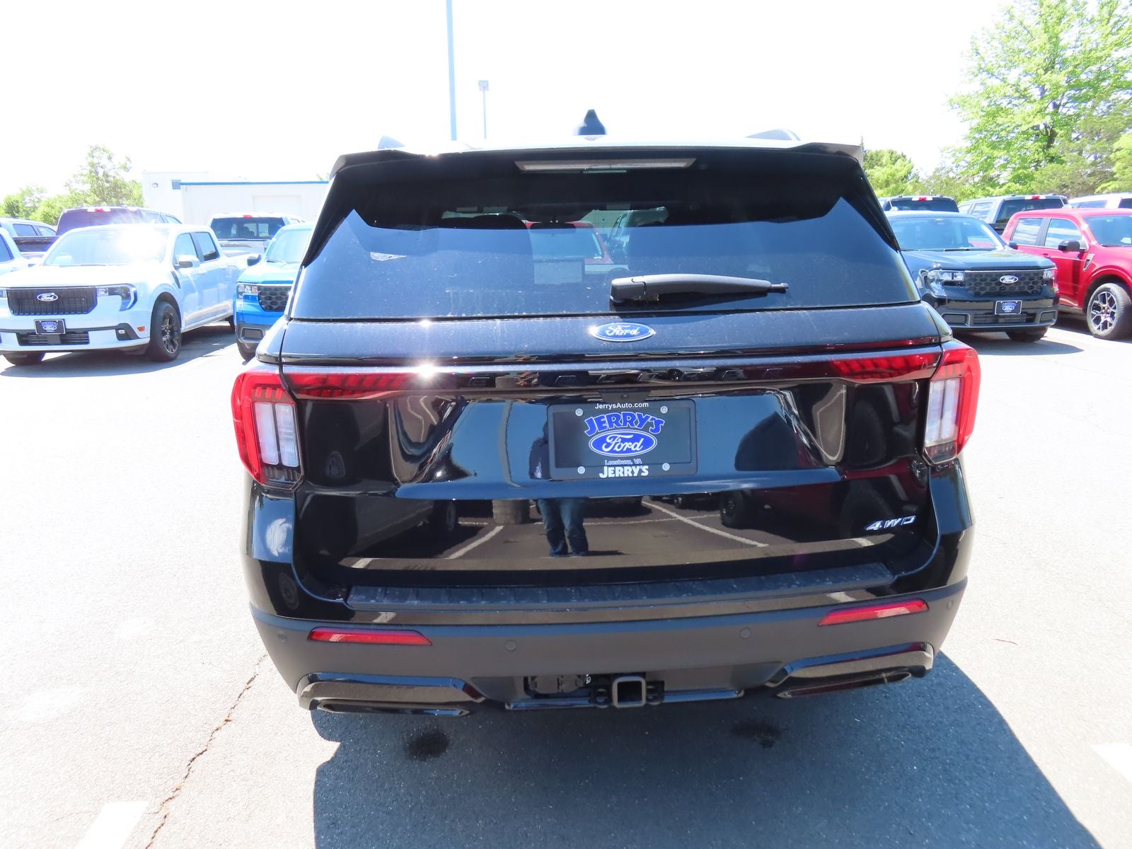 2026 Ford Explorer ST-Line 300A