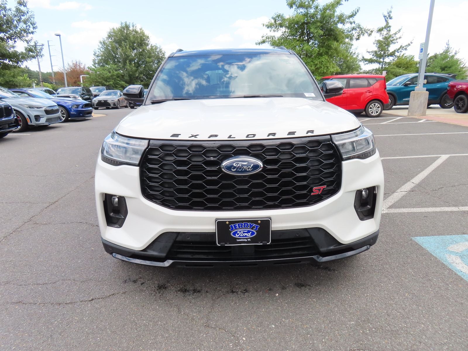 2025 Ford Explorer ST