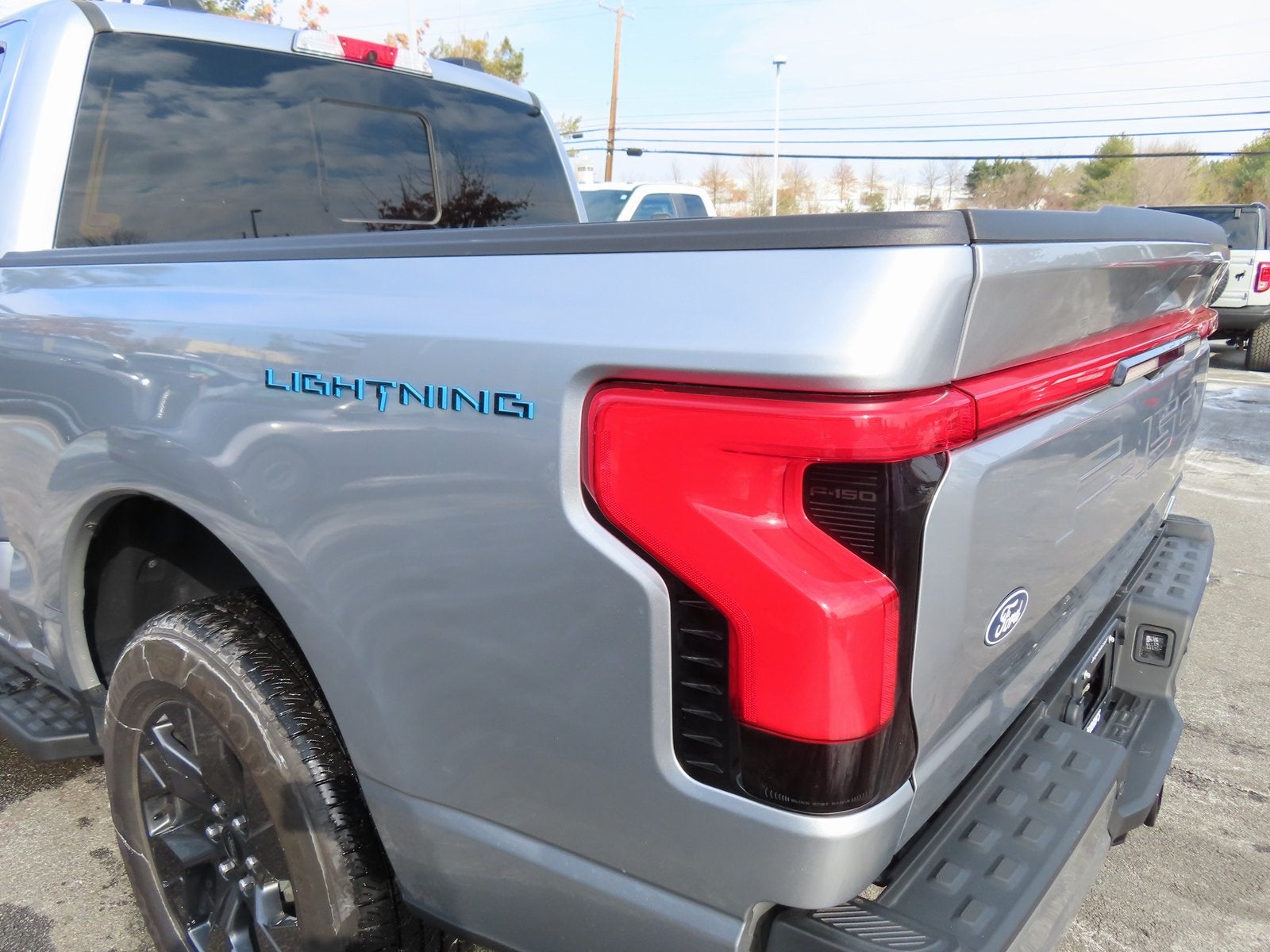 2024 Ford F-150 Lightning Lariat