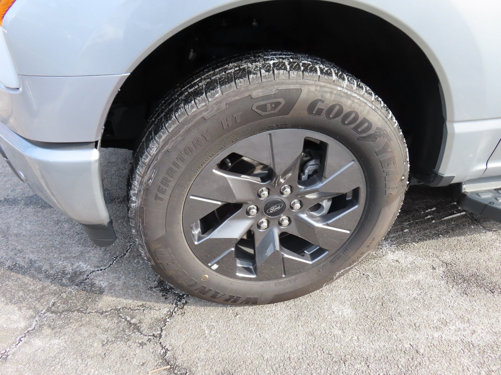 2024 Ford F-150 Lightning Lariat