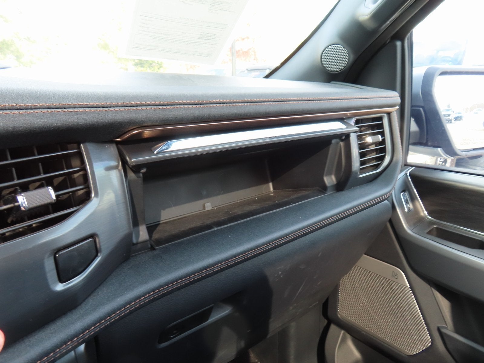 2024 Ford F-150 Lightning Lariat