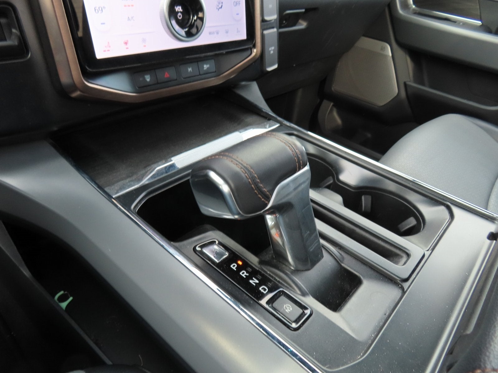 2024 Ford F-150 Lightning Lariat