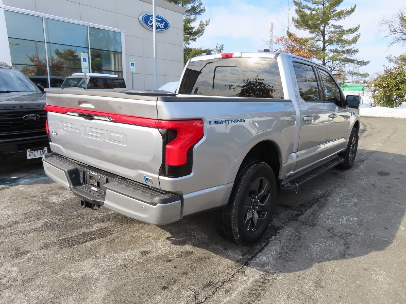 2024 Ford F-150 Lightning Lariat
