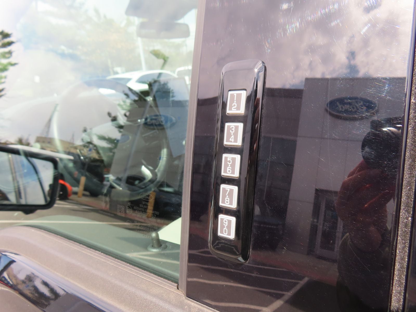 2024 Ford F-150 Lightning Platinum