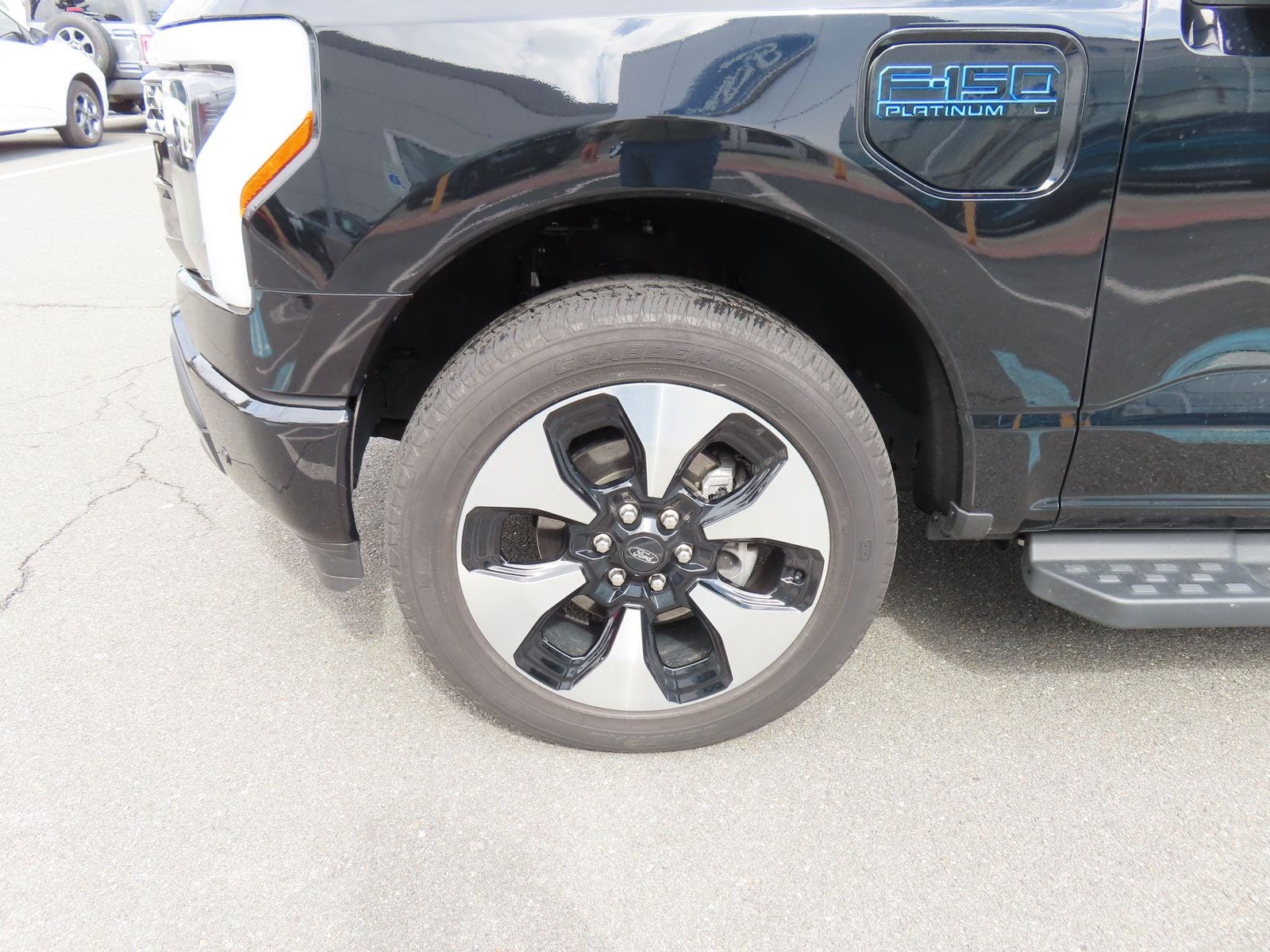 2024 Ford F-150 Lightning Platinum