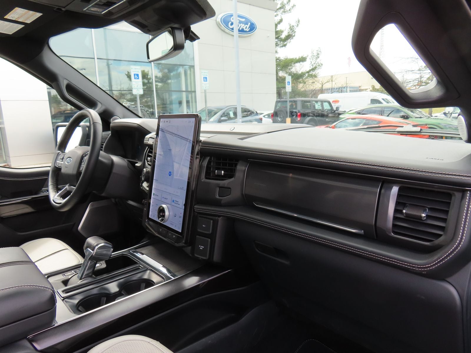 2024 Ford F-150 Lightning Platinum