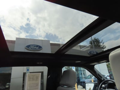 2024 Ford F-150 Lightning Platinum