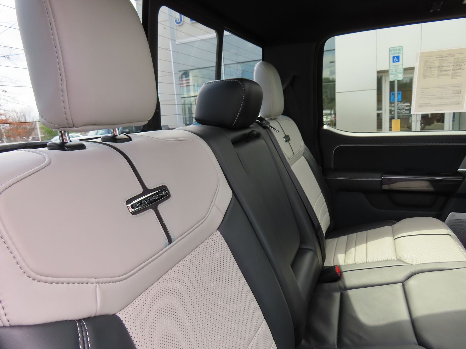 2024 Ford F-150 Lightning Platinum