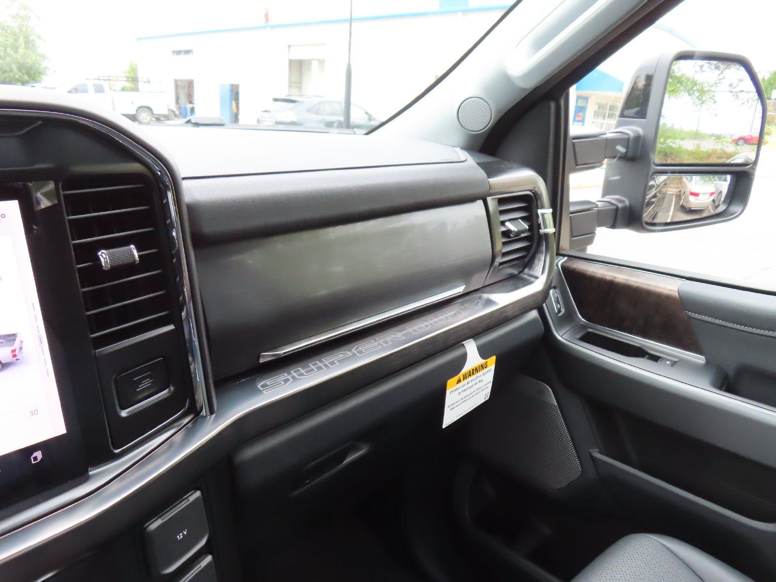 2027 Ford F-250SD Lariat 608A