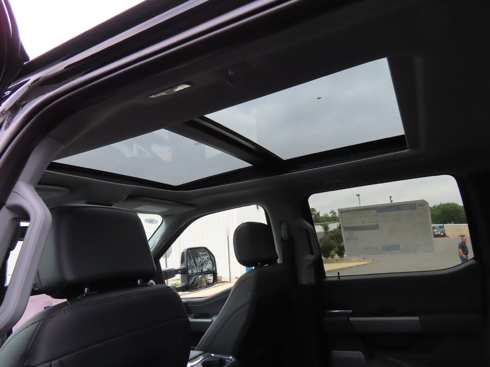 2027 Ford F-250SD Lariat 608A