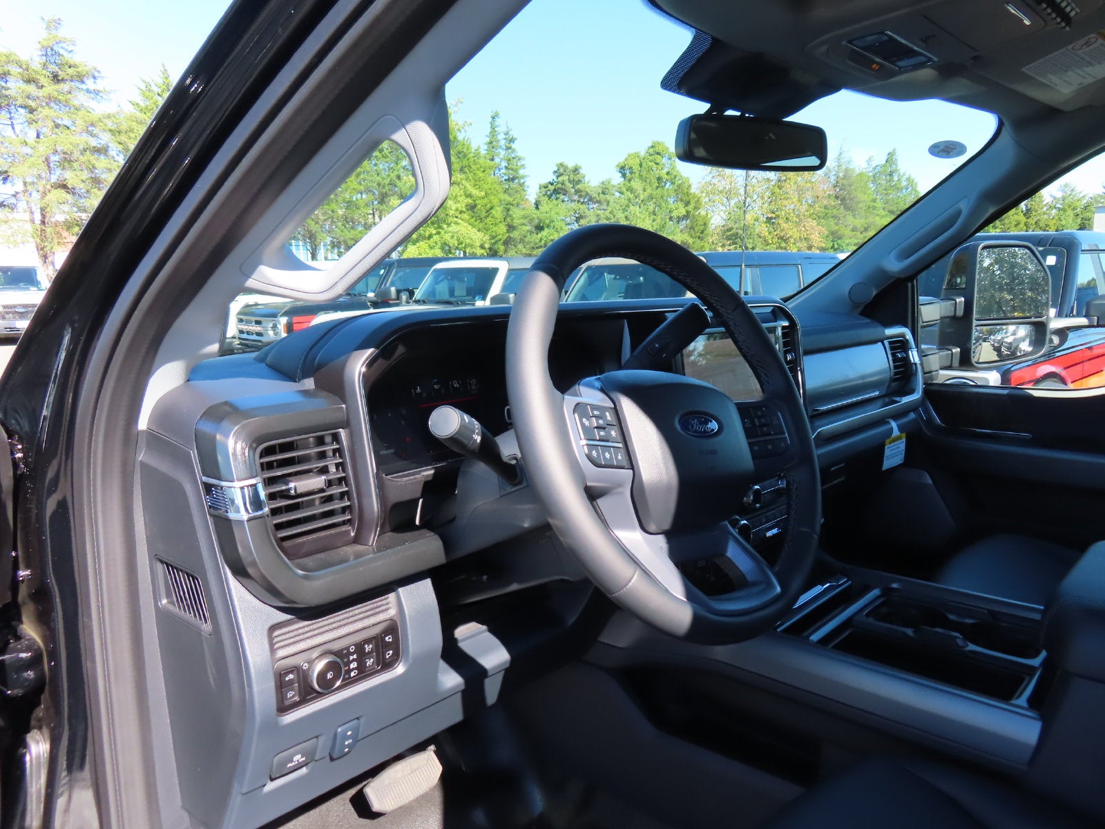 2027 Ford F-250SD Lariat 608A