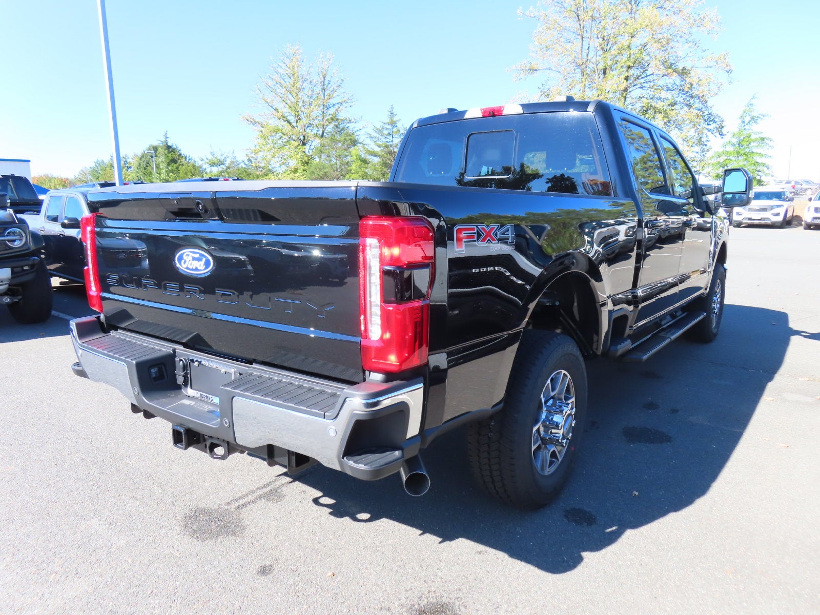 2027 Ford F-250SD Lariat 608A