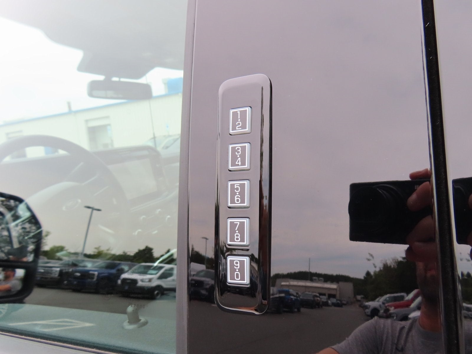 2026 Ford F-250SD Lariat TREMOR 608A