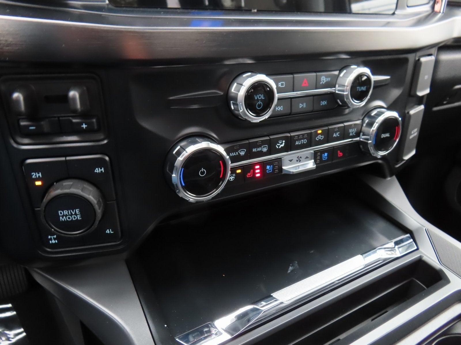 2026 Ford F-250SD Lariat 608A