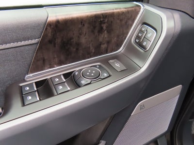 2023 Ford F-350SD Lariat