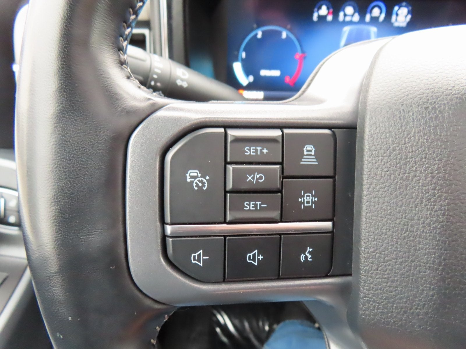 2023 Ford F-350SD Lariat