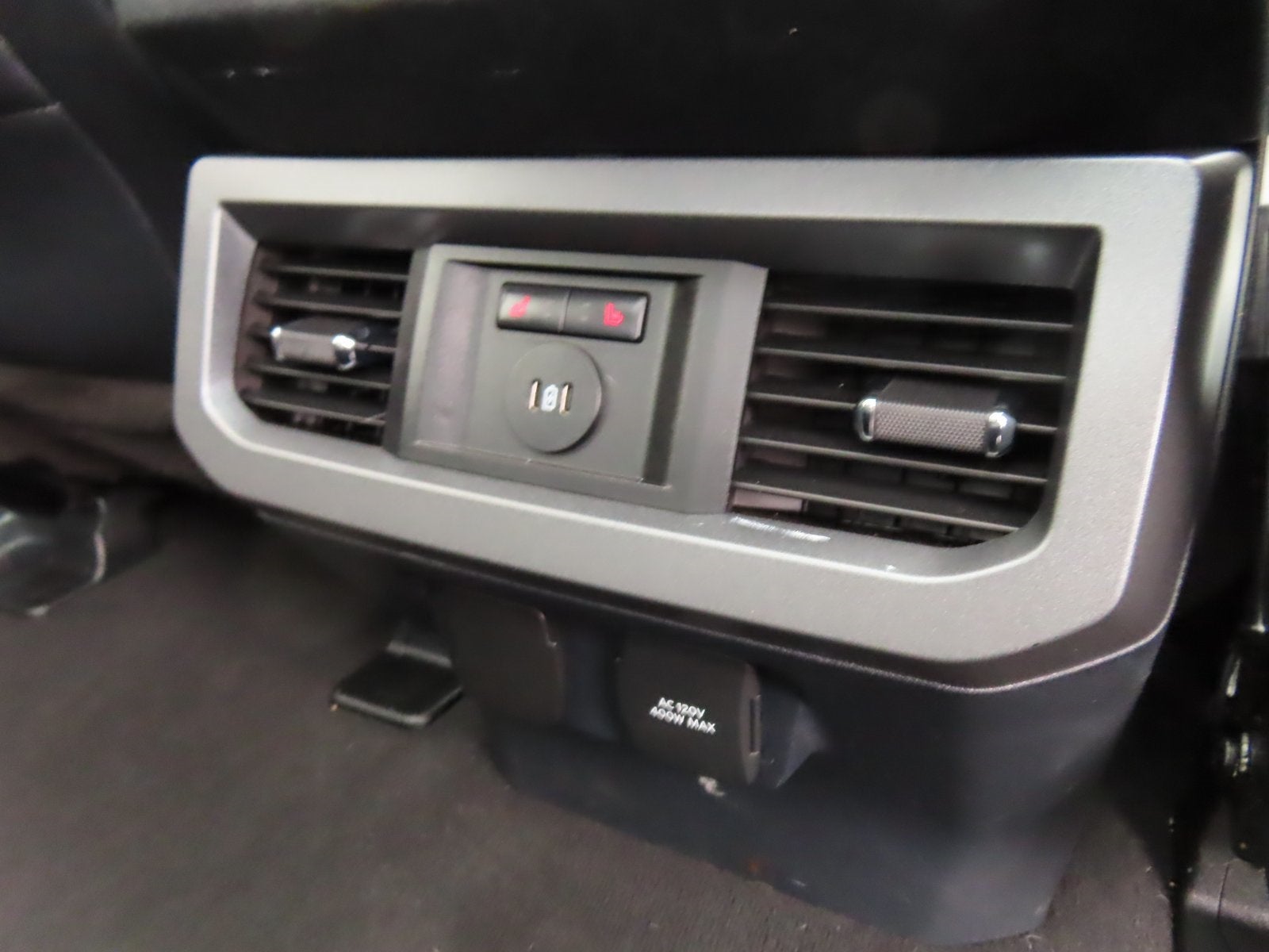 2023 Ford F-350SD Lariat