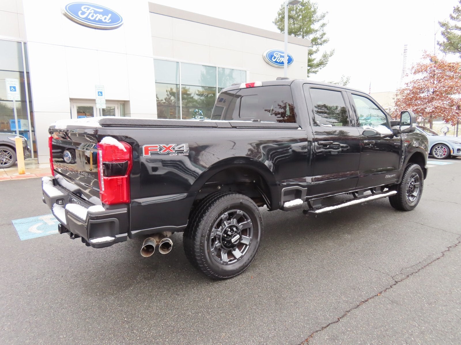 2023 Ford F-350SD Lariat