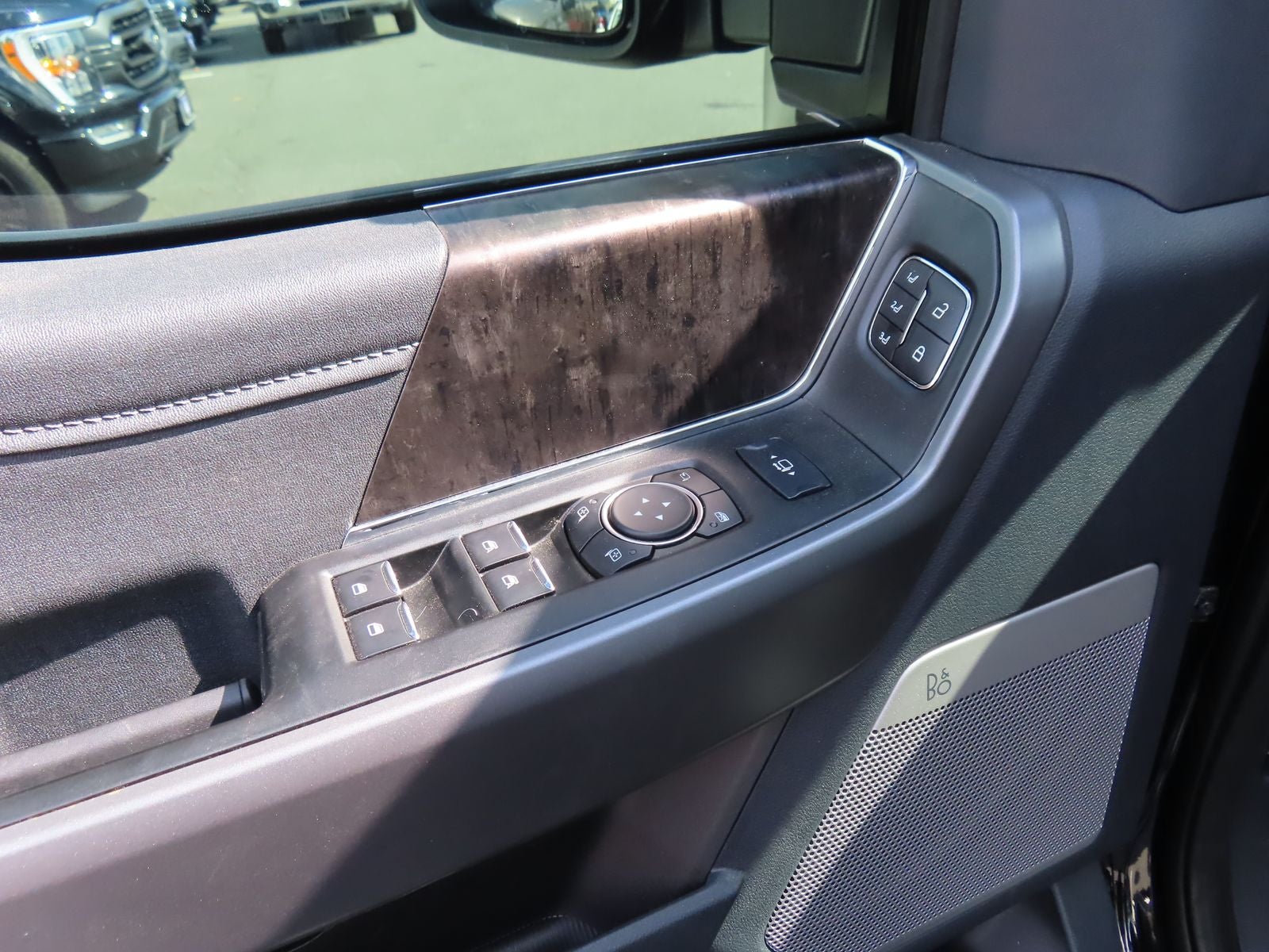 2025 Ford F-350SD Lariat DRW